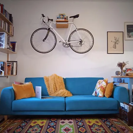 Good Mornings Apartment